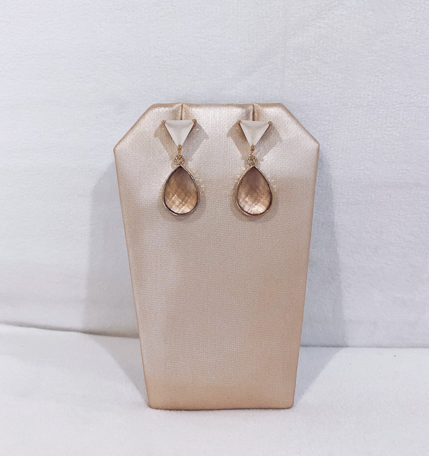Geometric Blush Drops