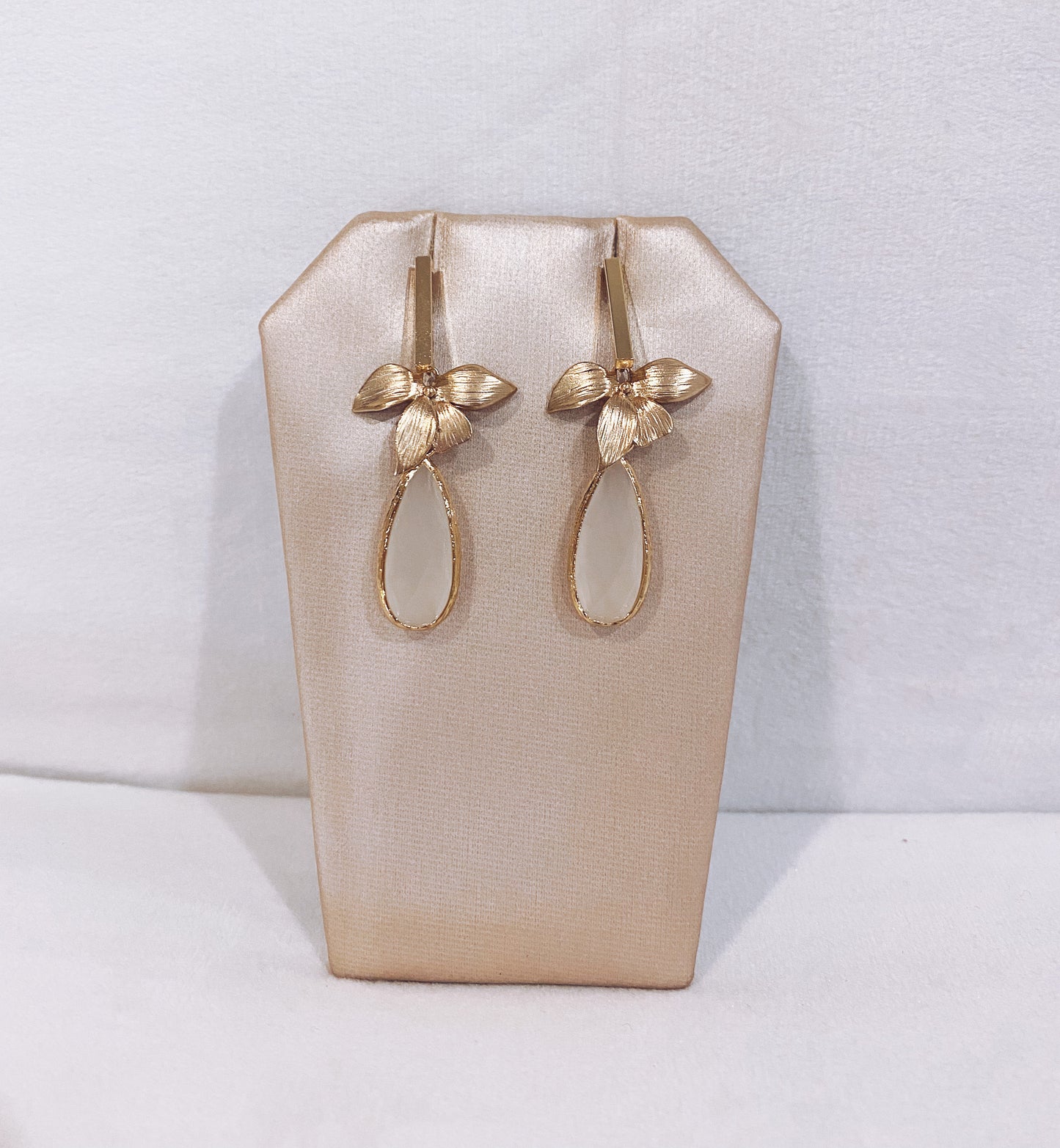 Orchid Drop Minis