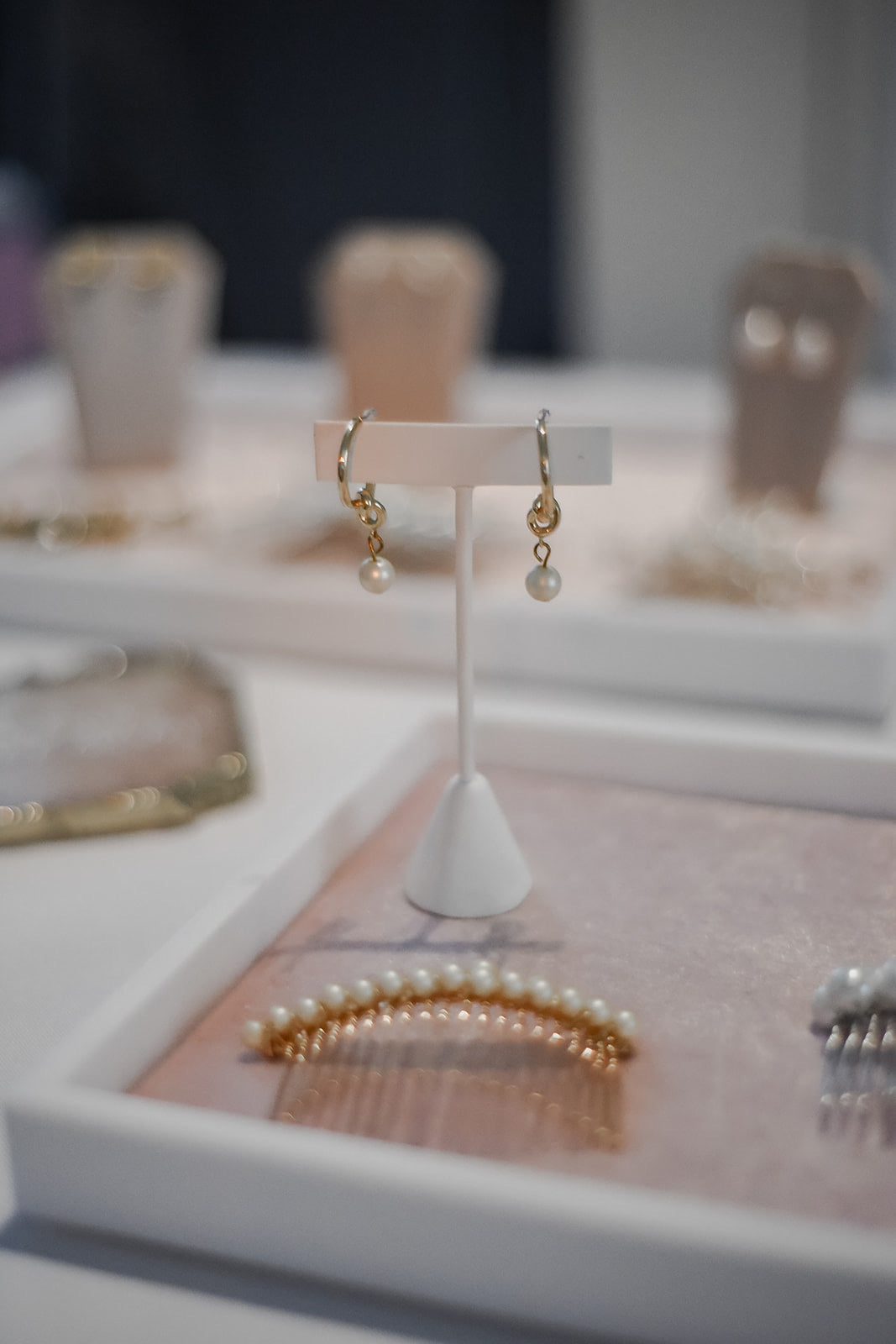 Love Knot Pearl Earrings