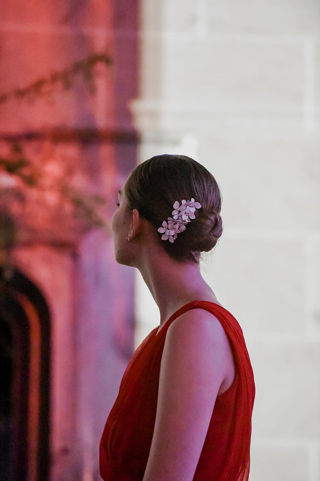White Floral Comb